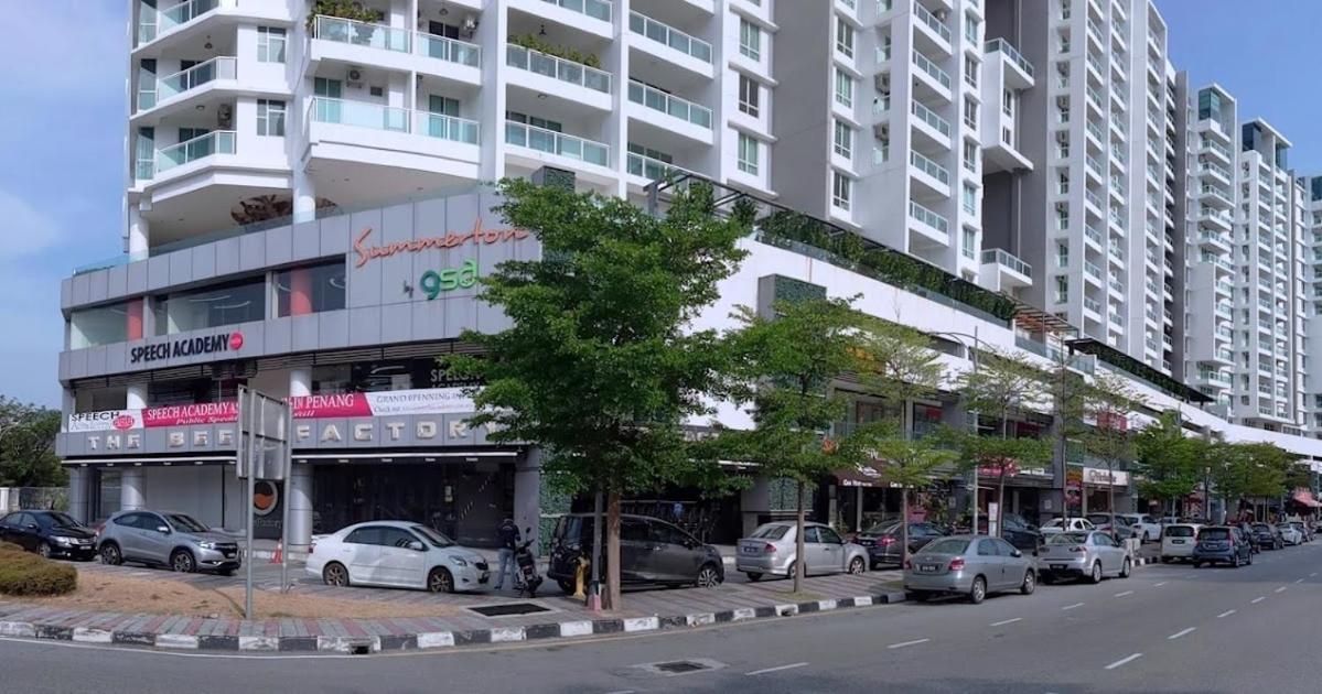 Apple 1 Hotel Queensbay Bayan Lepas Kültér fotó
