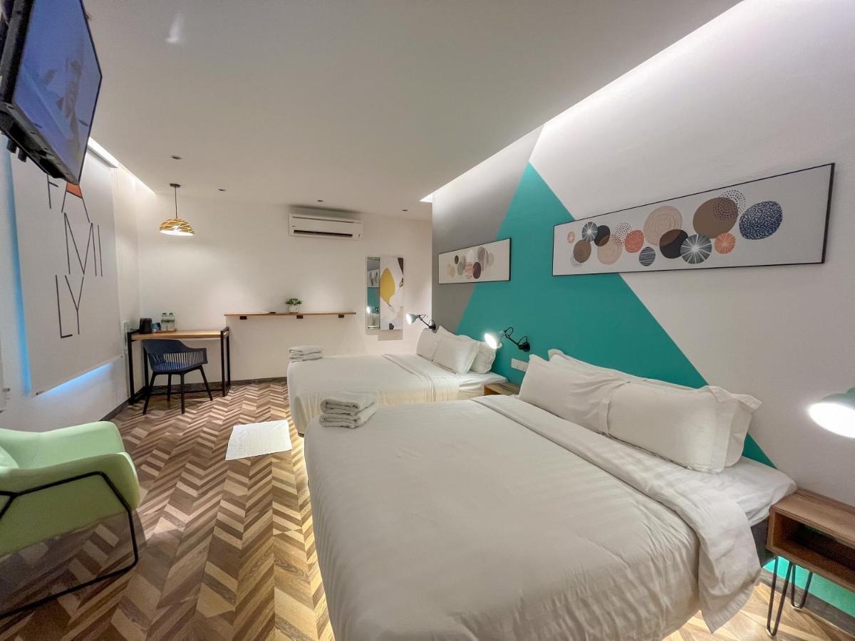 Apple 1 Hotel Queensbay Bayan Lepas Kültér fotó