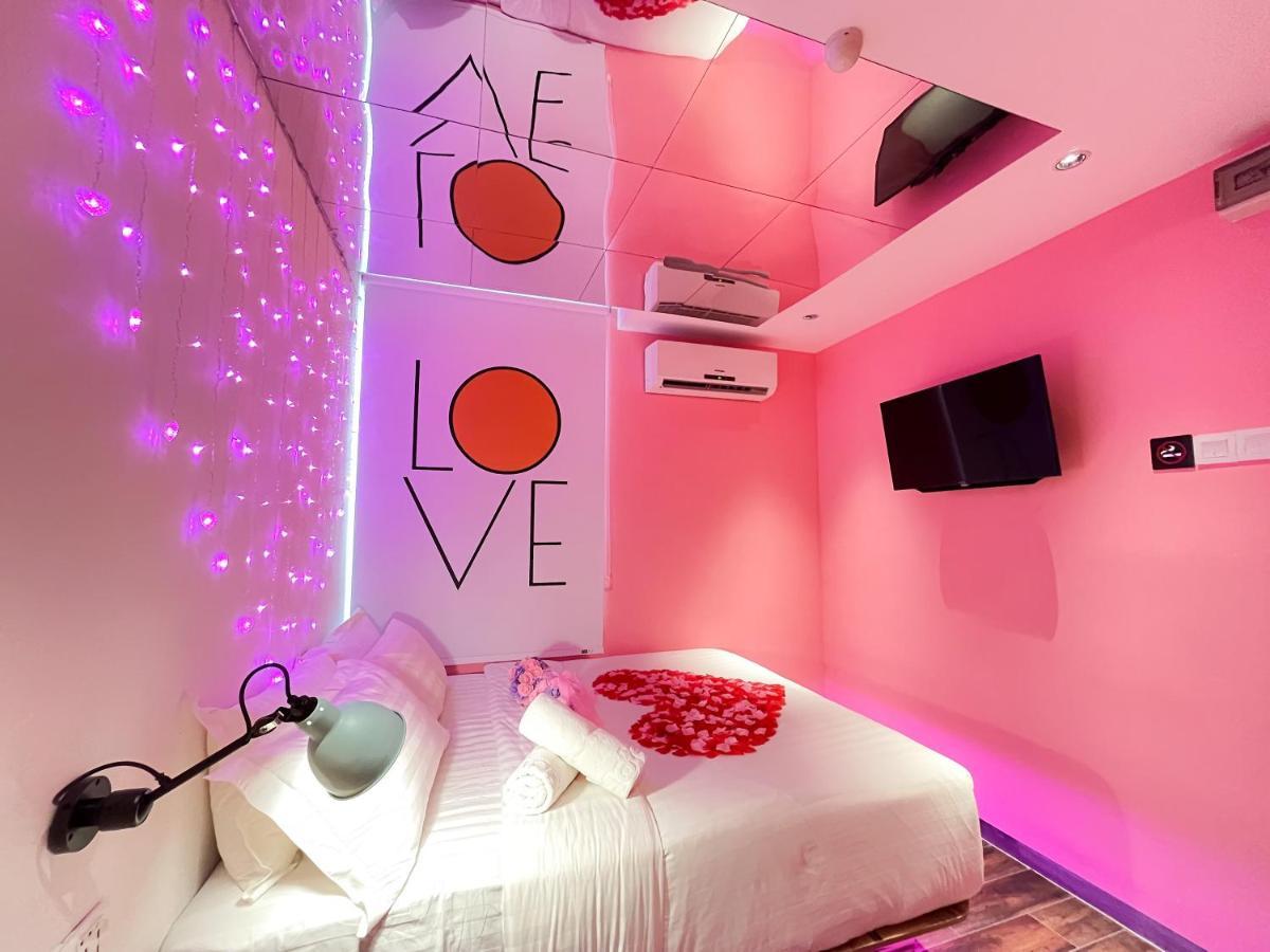 Apple 1 Hotel Queensbay Bayan Lepas Kültér fotó