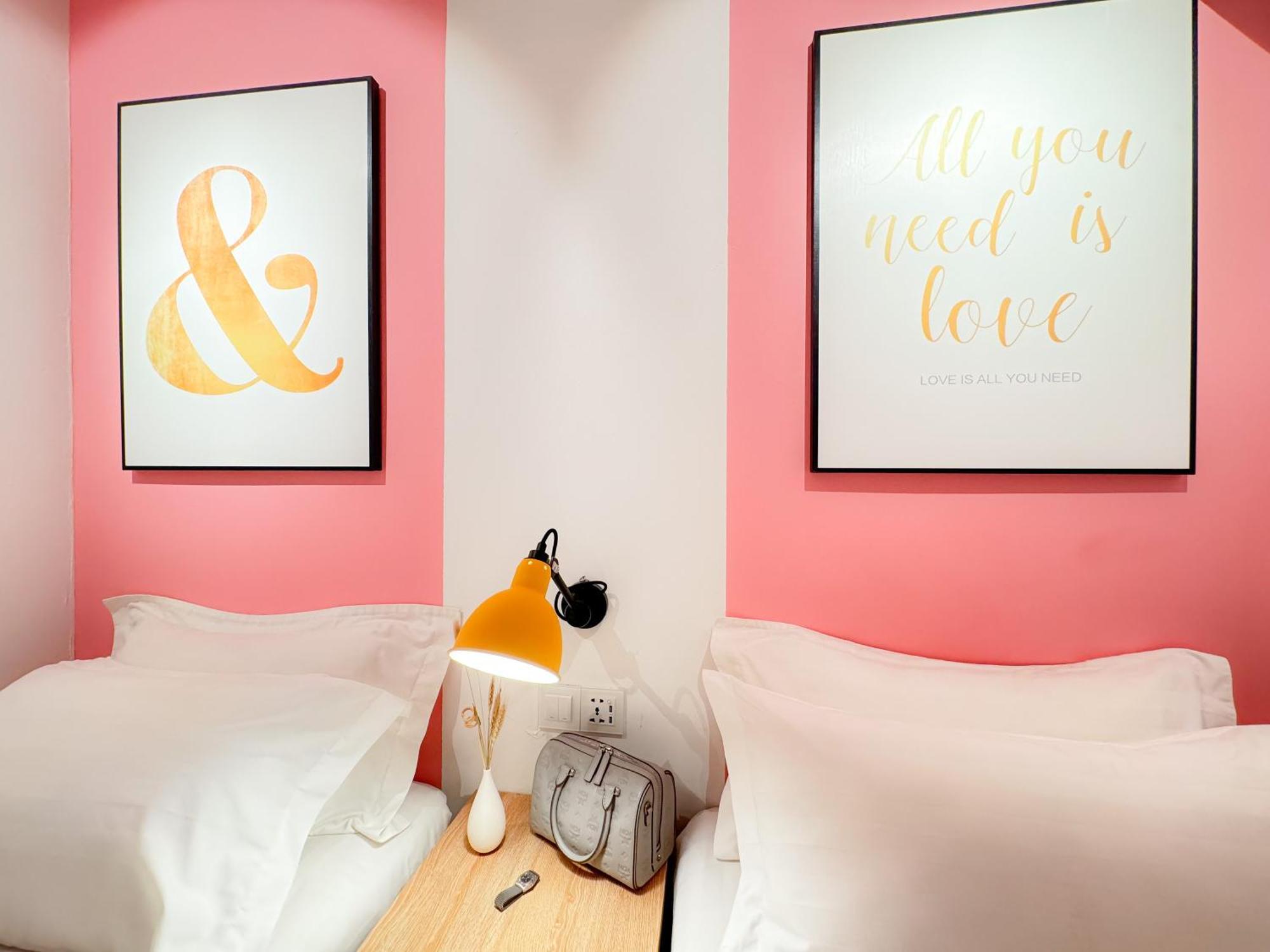Apple 1 Hotel Queensbay Bayan Lepas Kültér fotó