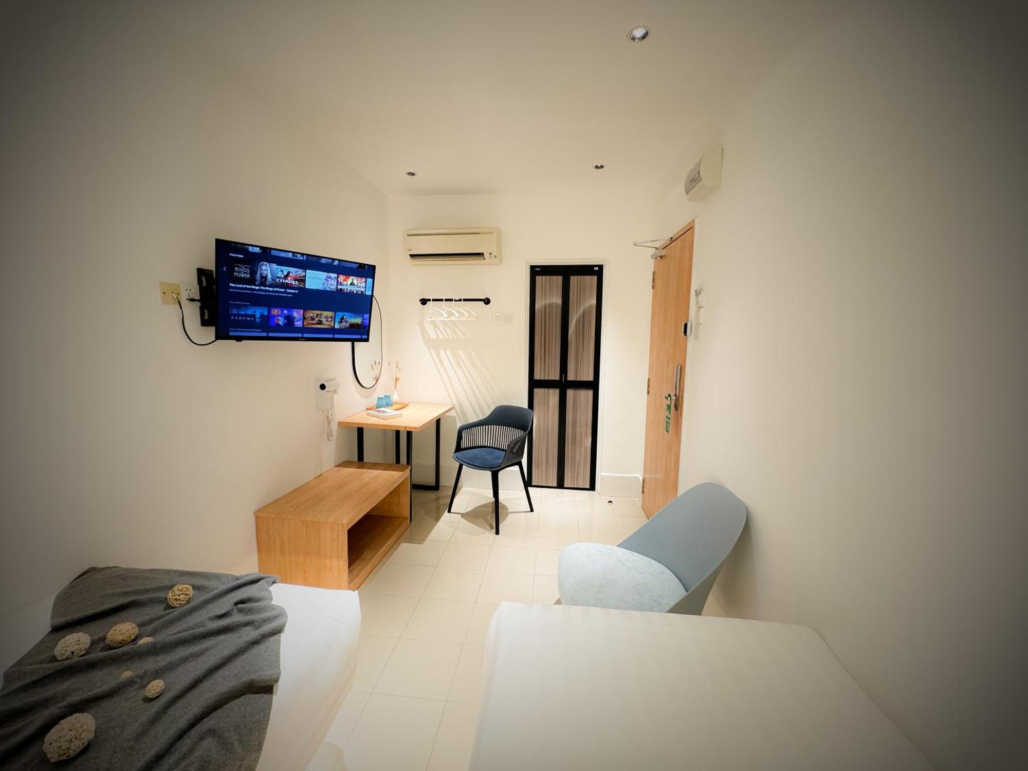 Apple 1 Hotel Queensbay Bayan Lepas Kültér fotó