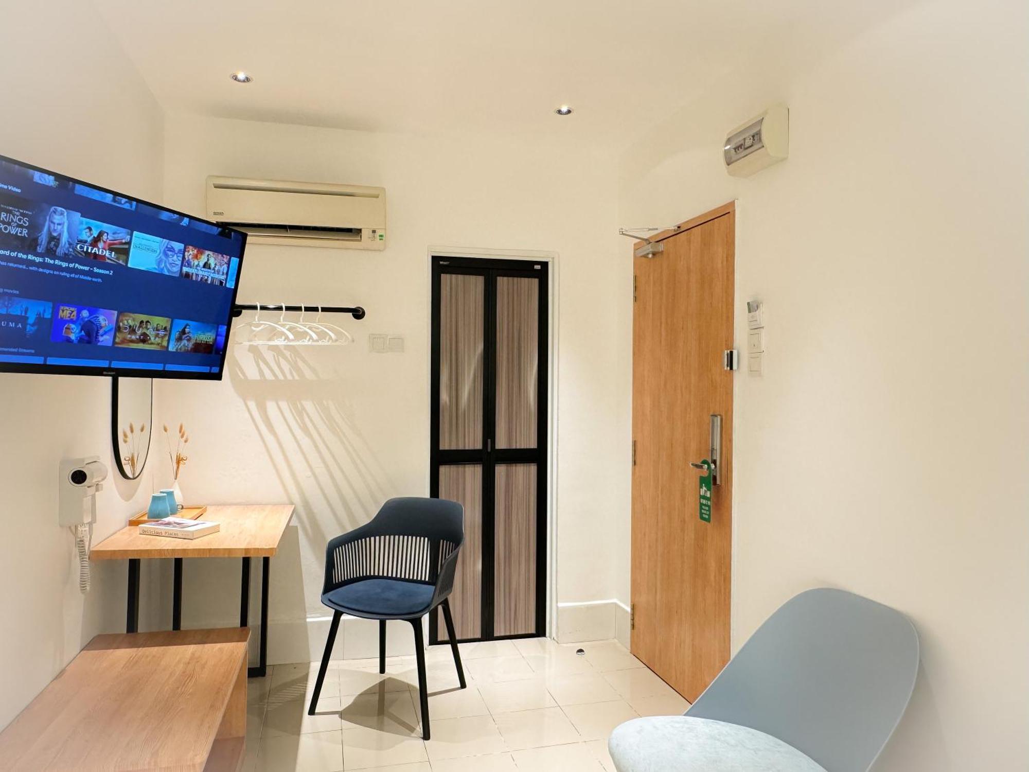 Apple 1 Hotel Queensbay Bayan Lepas Kültér fotó